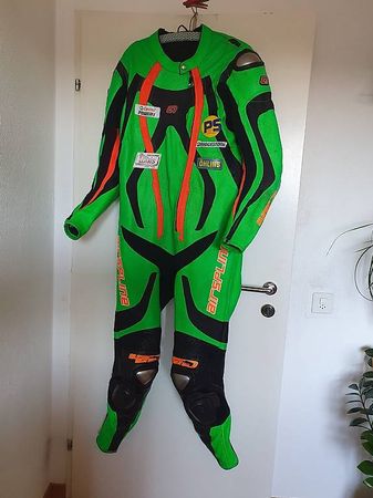 Grünes Kawakombi, Motorradkleid, Schutzkleidung / Kombi