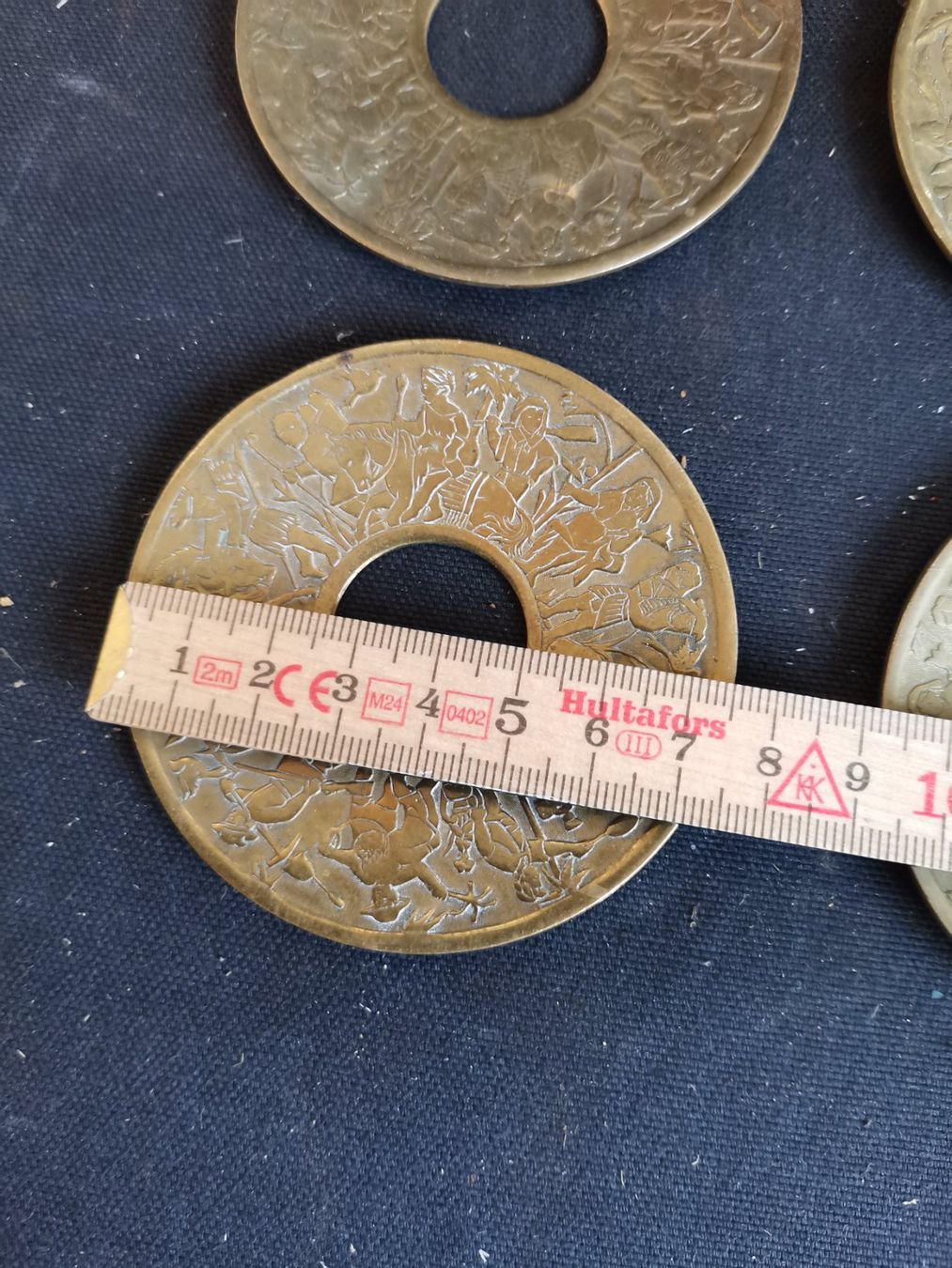 Supporti a parete: Bronze Abdeckung, Vorhanghalter Wandabdeckung Messing – Usato da Wiedlisbach venduto da materialkreislauf 4