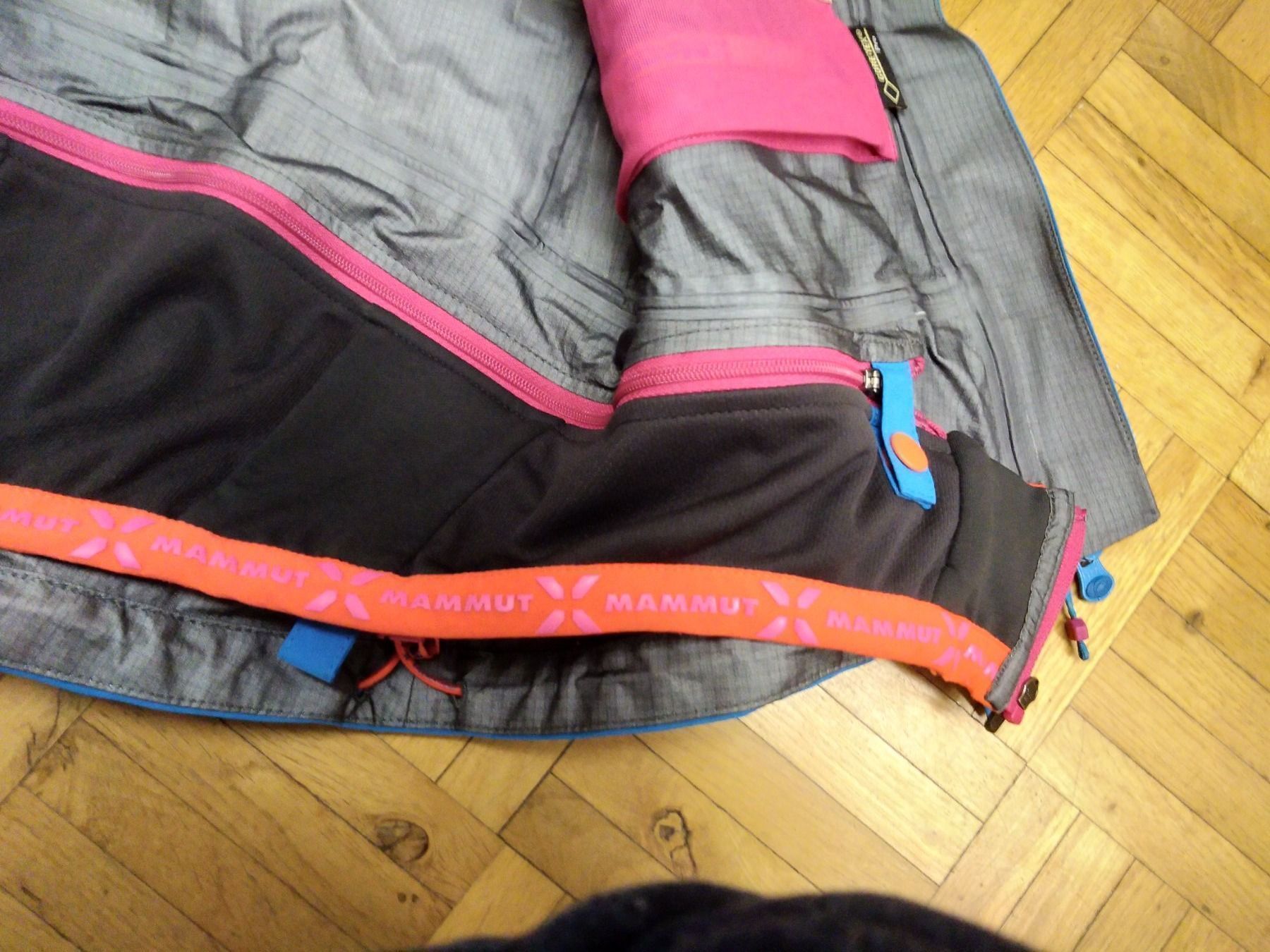 Mammut Jacken: Mammut Jacke xs goretex Eigerextrem Neu – Neu und originalverpackt aus Müllheim Dorf von florita01 5