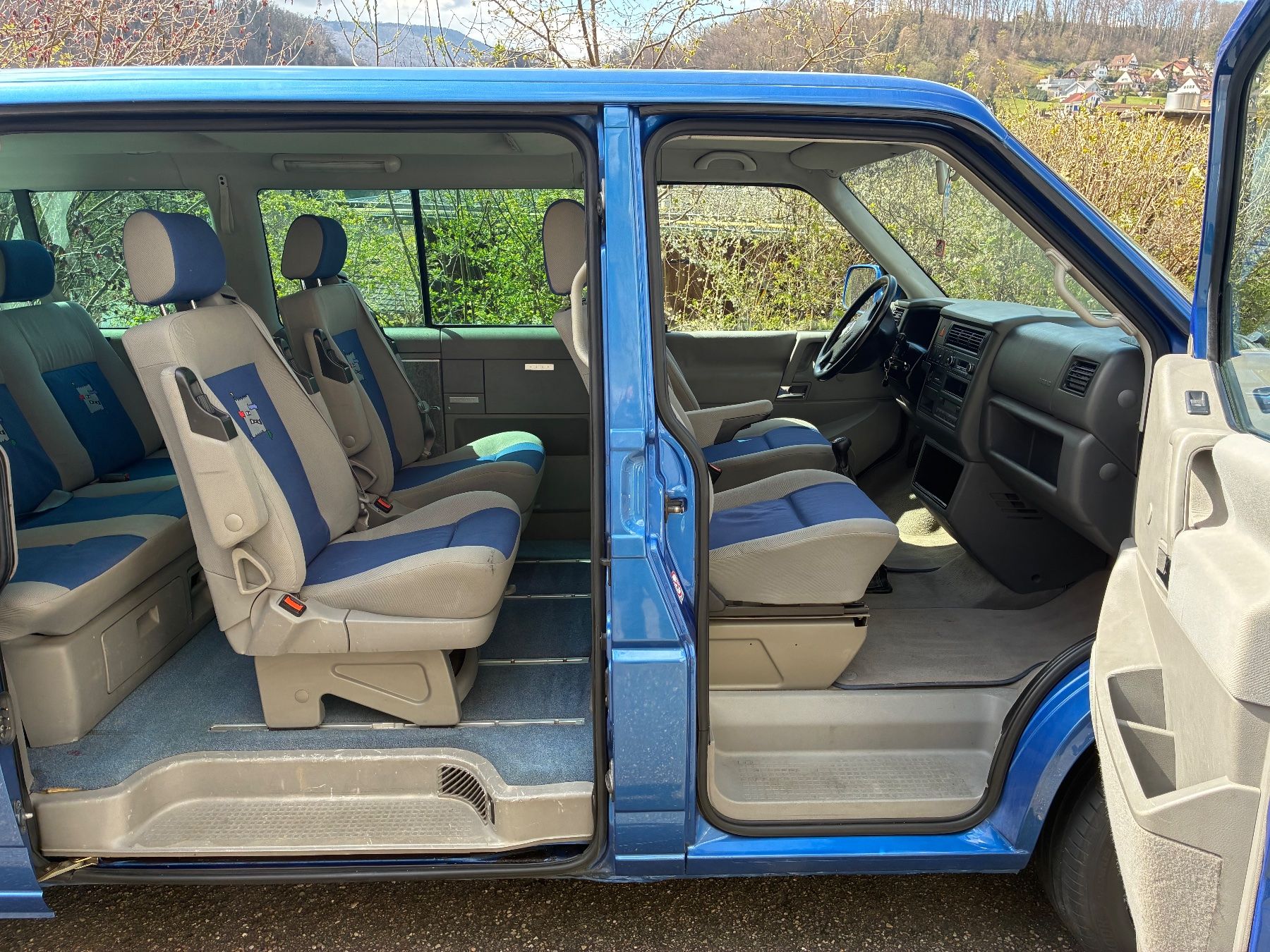 VW Veicoli da campeggio: VW T4 Multivan 2.5 TDi. 111PS – Usato da Flüh venduto da Diarmuidq 3