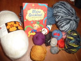 lot de laine neuf et d'occasion pour tricot ou bricolage