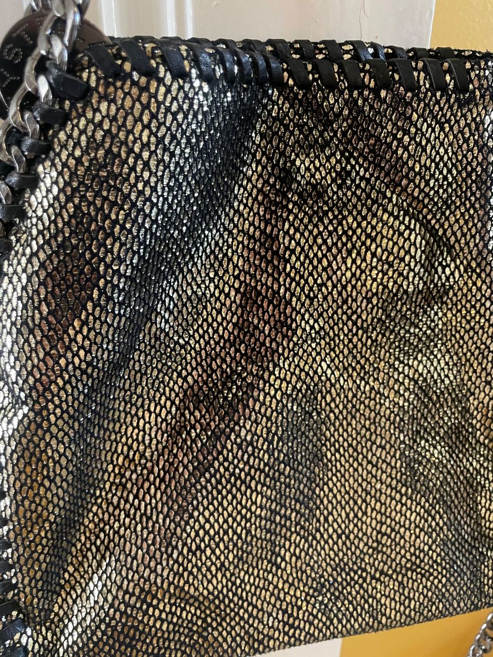 Stella McCartney Borse da donna: Stella McCartney Embossed Grey Falabella Mini Disco Bag – Usato da Genève venduto da lailas_things 6