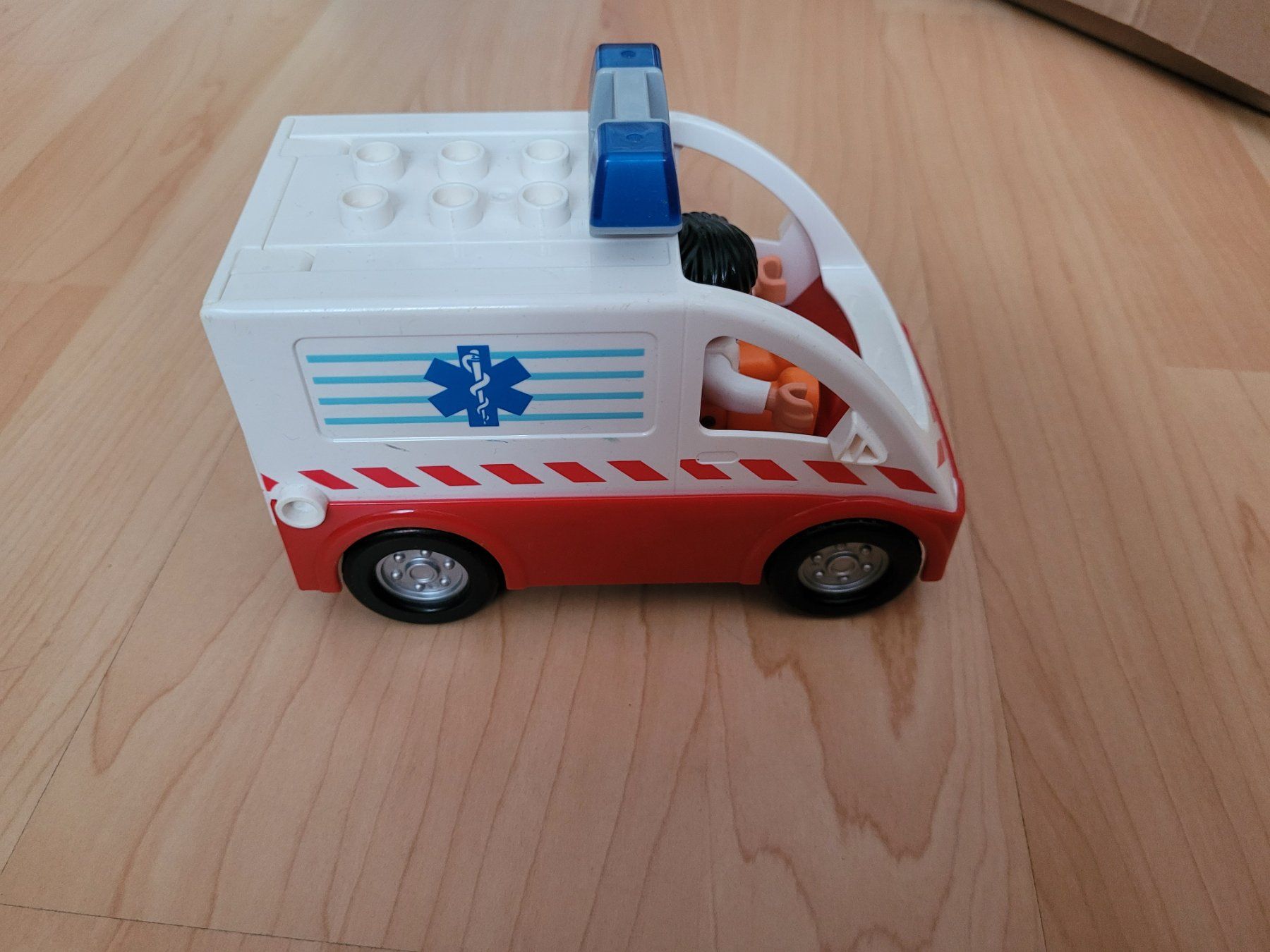 Lego Giocattoli: Duplo Krankenwagen – Usato da Uster venduto da Gabi64 1