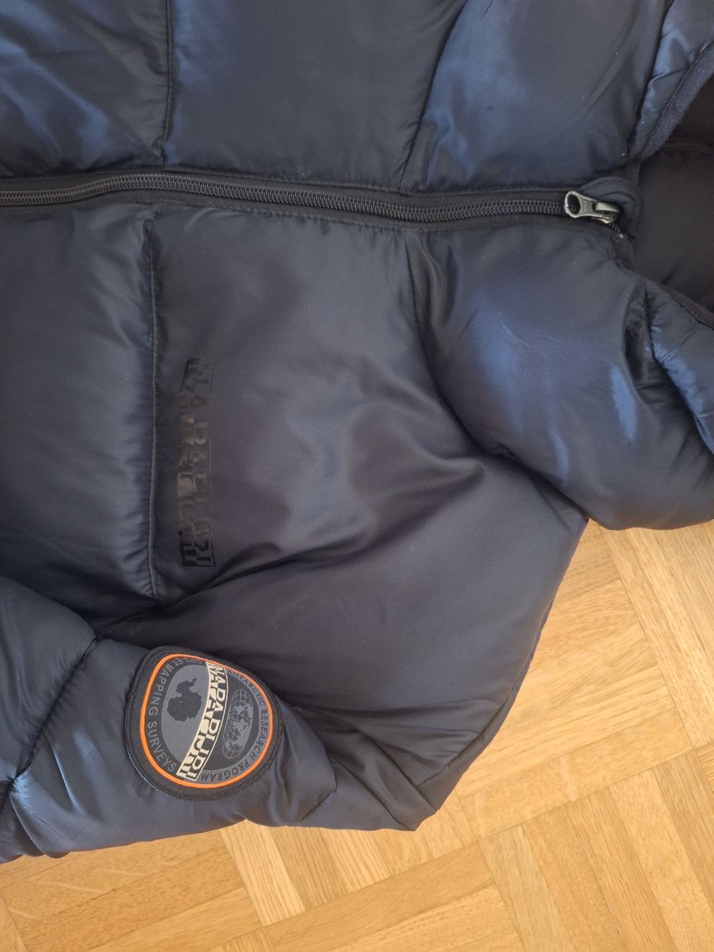 Napapijri Vestes: Napapijri down jacket black – D'occasion à Yens par rob_nsw7 1