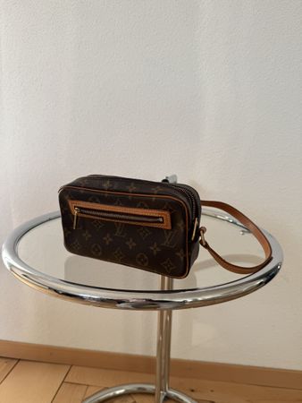 Louis Vuitton Pochette Cité – Vintage Monogram
