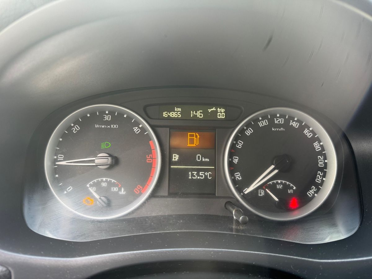 Skoda Automobili: Skoda Fabia 1.9 TDI – Usato da Vevey venduto da mar_mc29 6