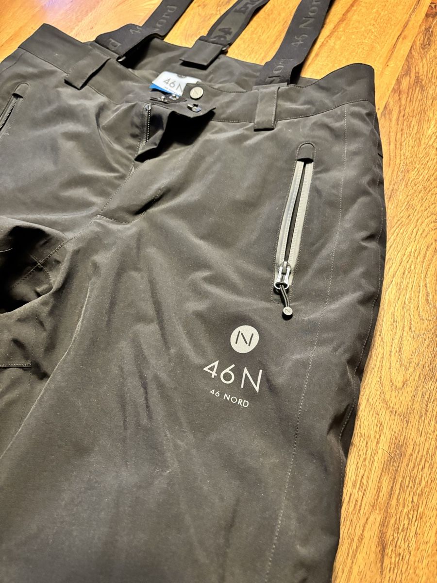 46 Nord Pantaloni: Skihose 46 Nord Gr. L Schwarz – Usato da Küttigen venduto da Hedimia