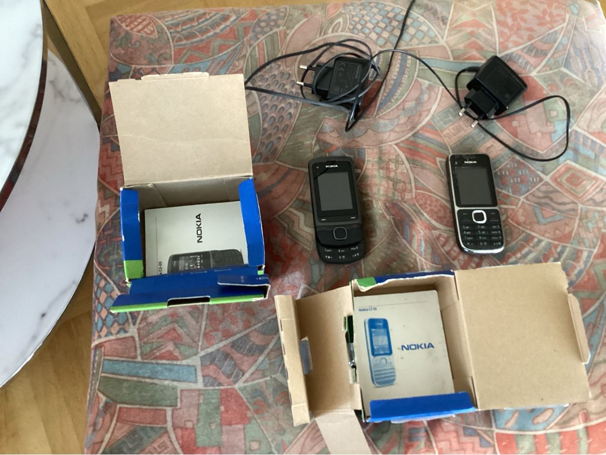 Nokia Telefoni cellulari / Smartphones: 2 mal Nokia – Usato da Urdorf venduto da Freitagr