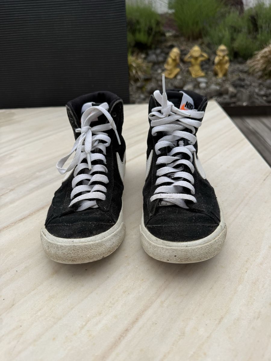 Nike Scarpe da uomo: Schwarze Nike Blazer Grösse 38.5 – Usato da Engelburg venduto da mia_n6tr 4