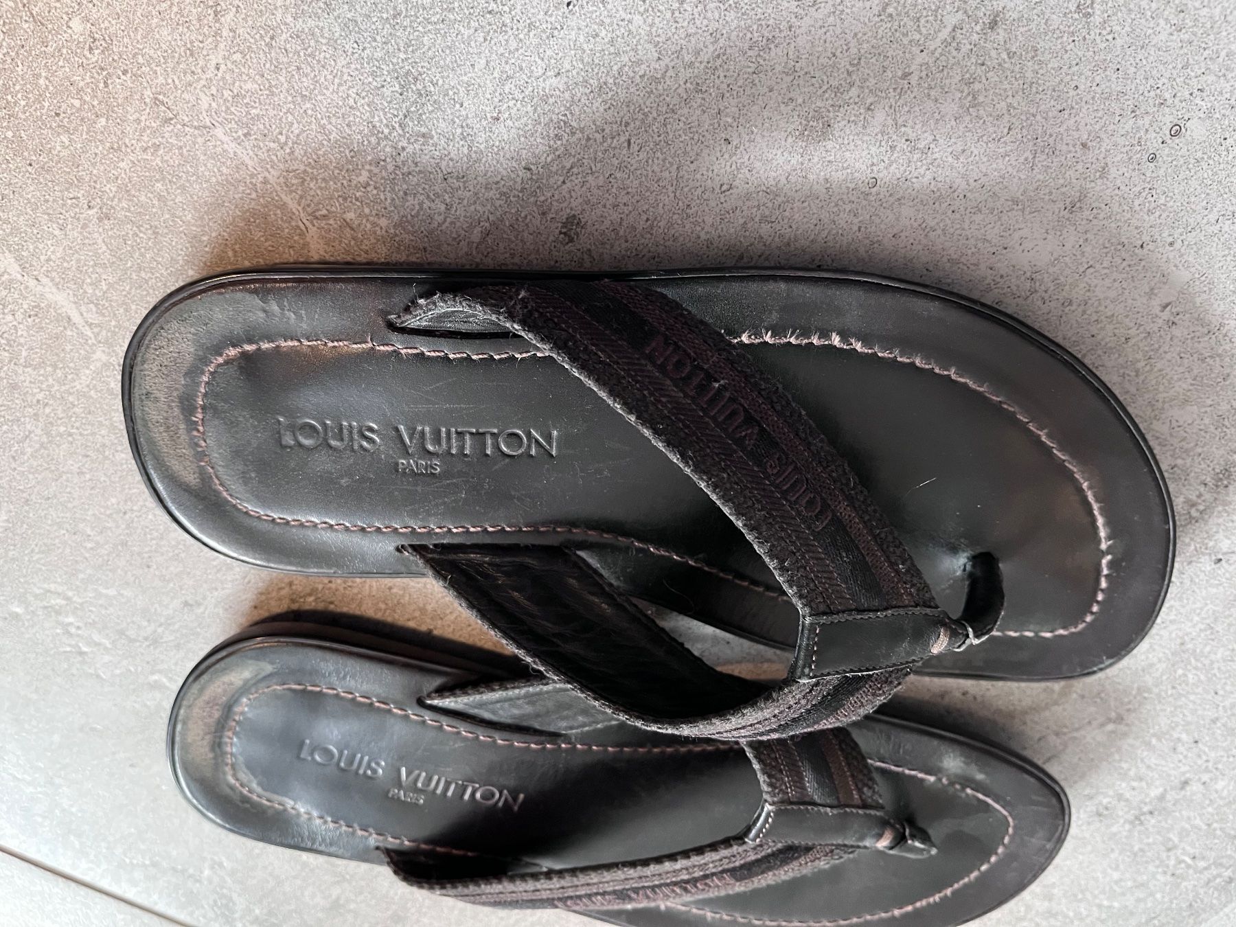 Louis Vuitton Scarpe da uomo: Sandales Louis Vuitton marron taille 6.5/40 – Usato da Boudry venduto da martin8mum 2