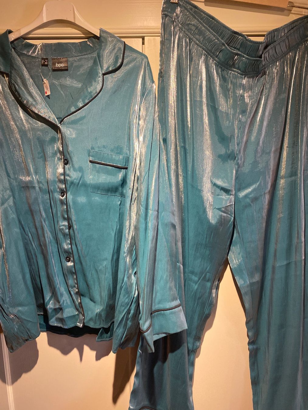Negligees & Pigiami: DAMEN PYJAMA SET,SEIDENGLANZ TÜRKIS – Nuovo (secondo la descrizione) da Meienried venduto da ManuelaBoutique 1