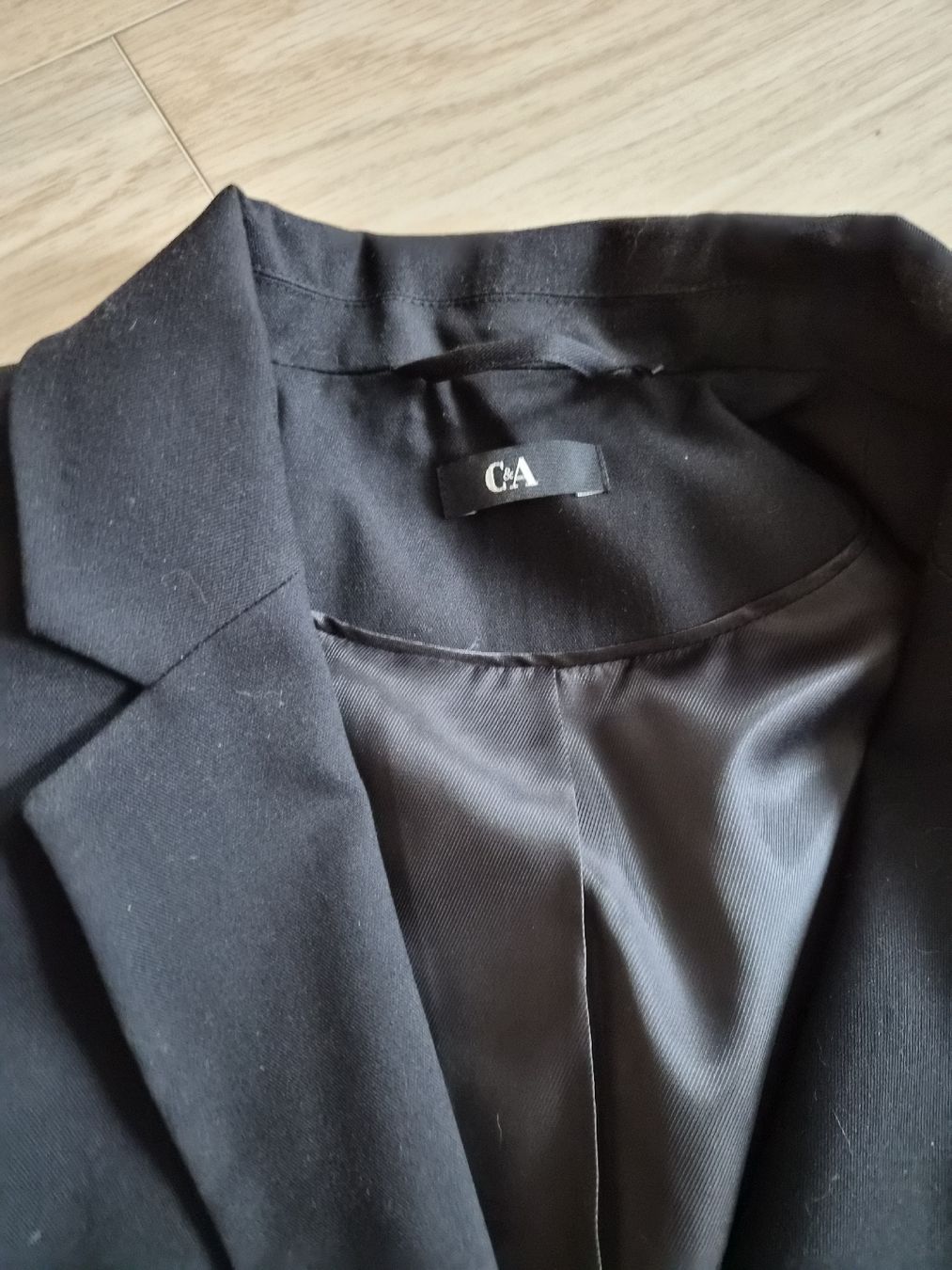 C&A Giacche: Veste noire C&A, Taille 48, Élégante – Nuovo (secondo la descrizione) da La Joux FR venduto da car_ck96 2