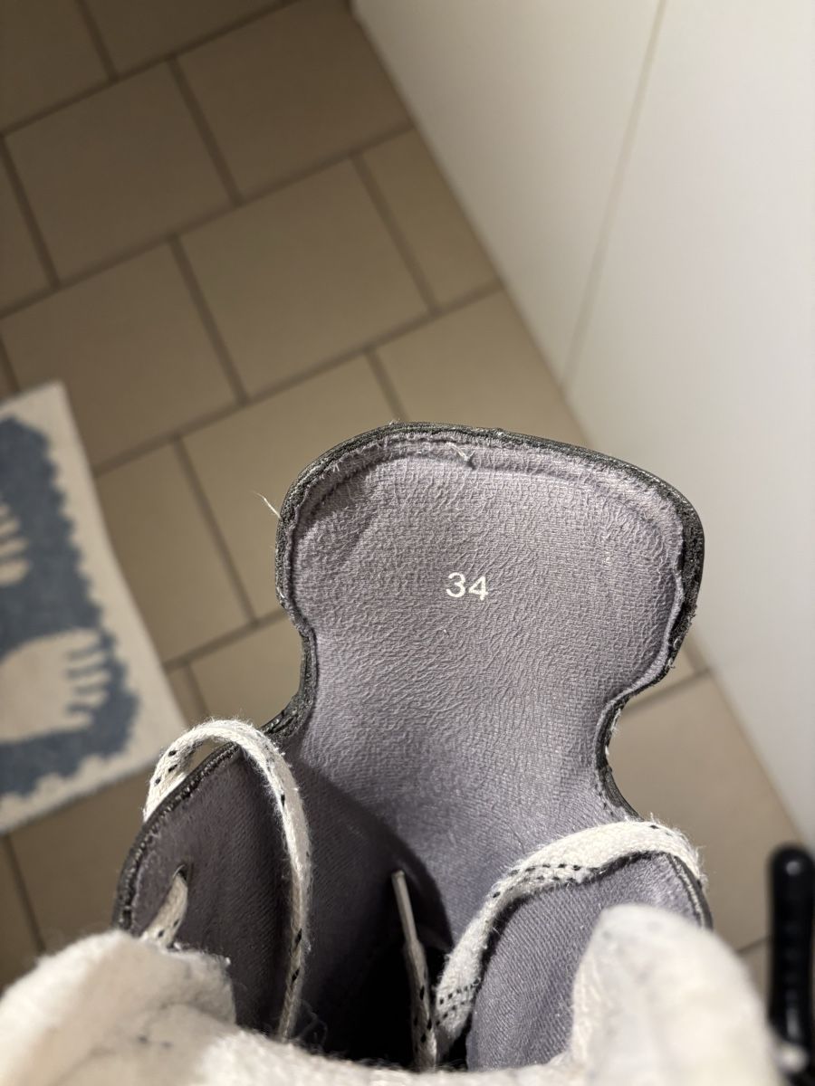 Graf Pattini da ghiaccio: Patins à glace Graf Super 101, taille 34 – Usato da Longirod venduto da prohockeygear68 3