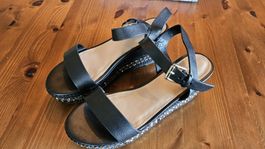 Aldo schwarze Sandalen mit Keilabsatz, neuwertig, Gr.38