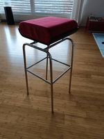 2x Barhocker, chromstahl mit Stoffbezug, neuwertig