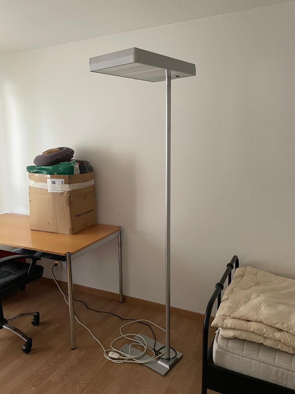 Lampen: Stehlampe / Bürolampe – Gebraucht aus Zürich von FrogstileTokyo