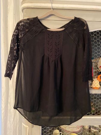 Schöne Boho  Tunika mit Spitze transparent M schwarz