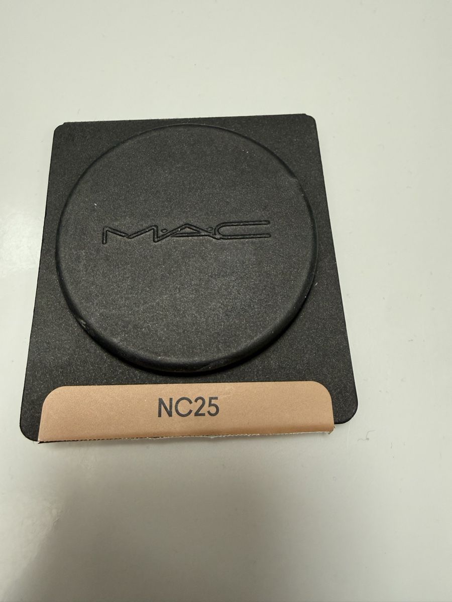 Mac Cosmetics Maquillage: MAC Studio Fix Powder Plus Foundation NC25 - NEU! – Neuf (Voir description) à Hinteregg par Jazz-C