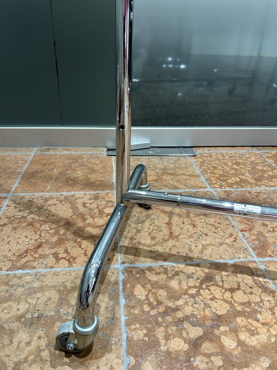 Sonstige Dekorationen & Accessoires: Hochwertiger Kleiderständer, Ruoff Metallbau – Gebraucht aus Glattpark(Opfikon) von Cmberger 3