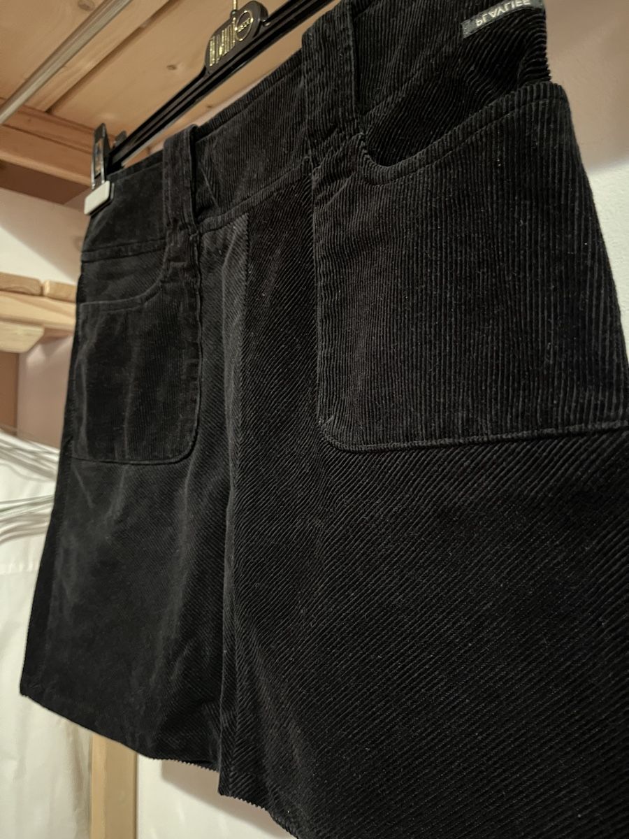 Gonne: Vintage Cord Rock – Usato da Samedan venduto da K7kgh 2