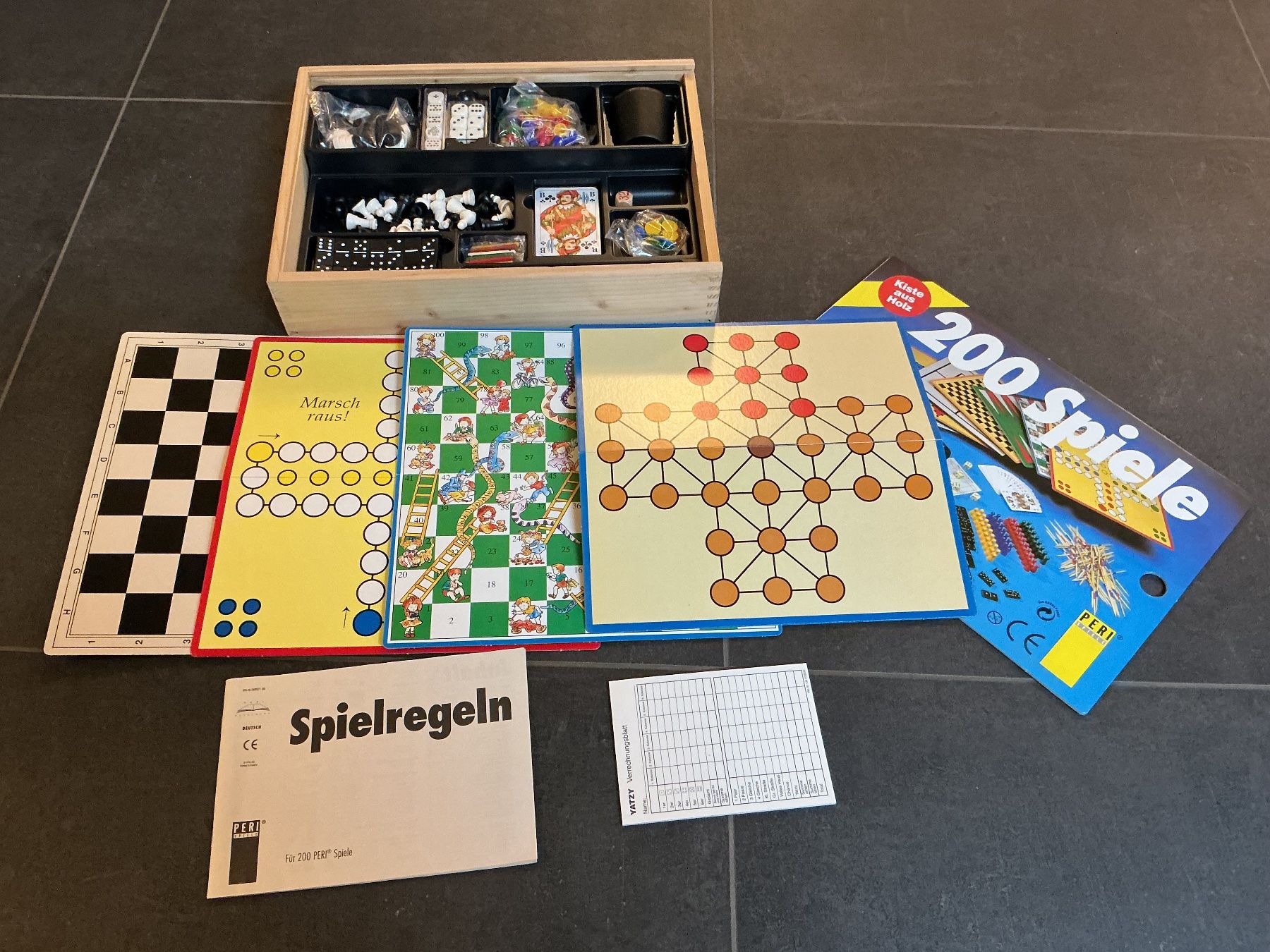 Giochi: Brettspiel / 200 Spiele – Nuovo (secondo la descrizione) da Horw venduto da adler65 2