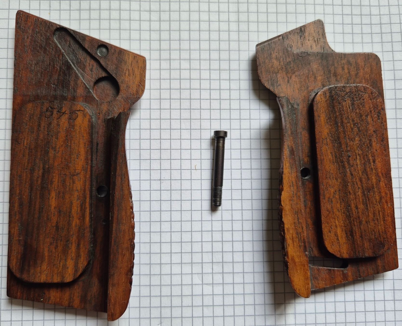 Schützensport: original Griffschalen SIG P210 – Gebraucht aus Illnau von Moli77 1