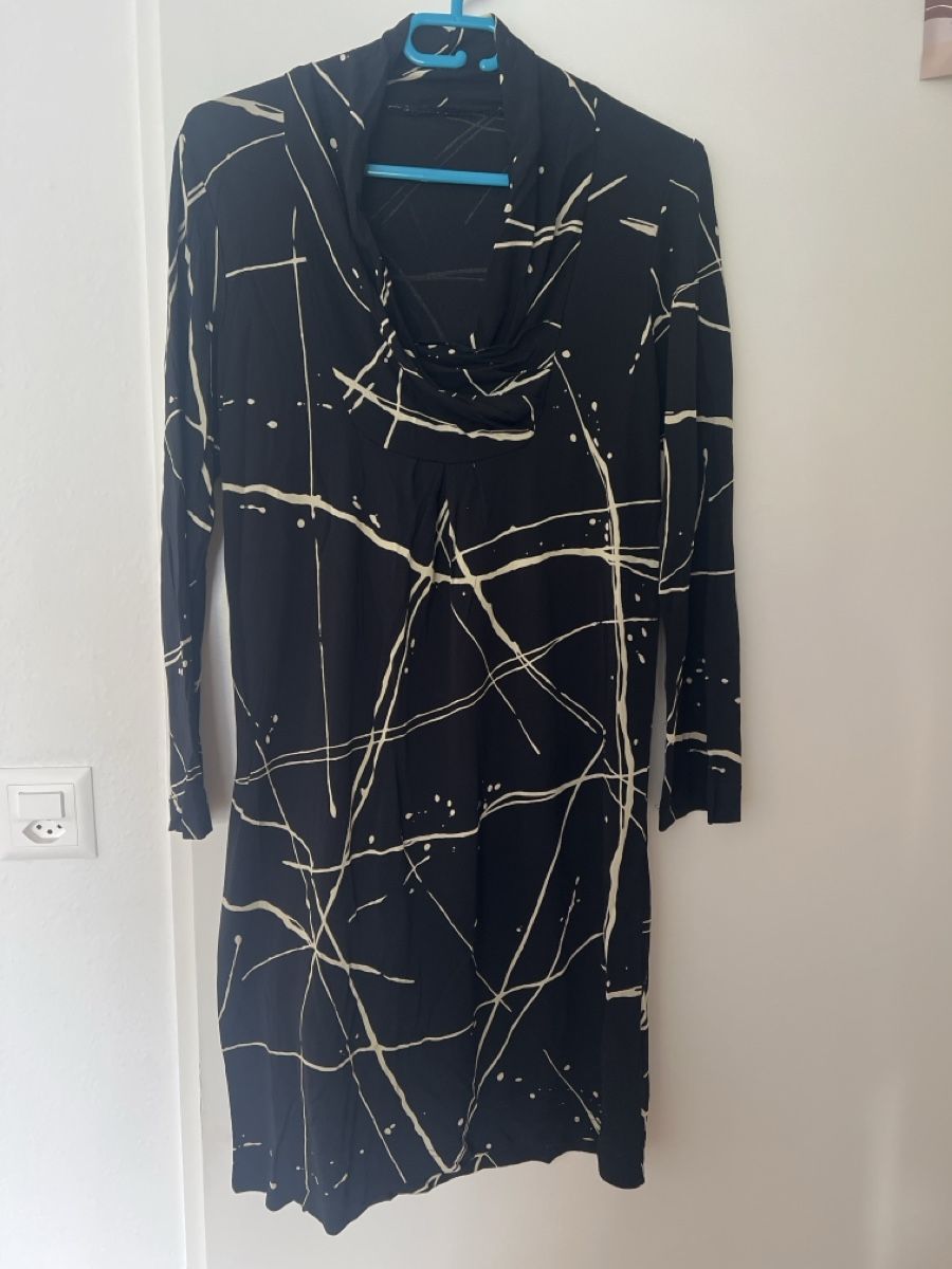 Vestiti: Schickes kleid mit speziellem Muster, Grösse M – Usato da Nürensdorf venduto da and_5tlm
