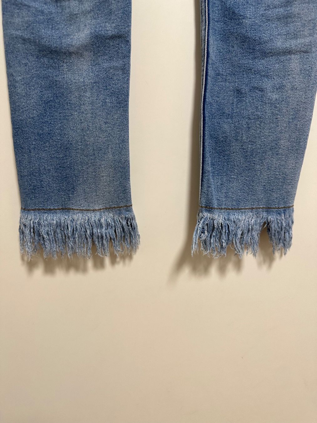 Maje Jeans: MAJE Jeans Gr 38 EUR – Usato da Basel venduto da iulia_haul 3