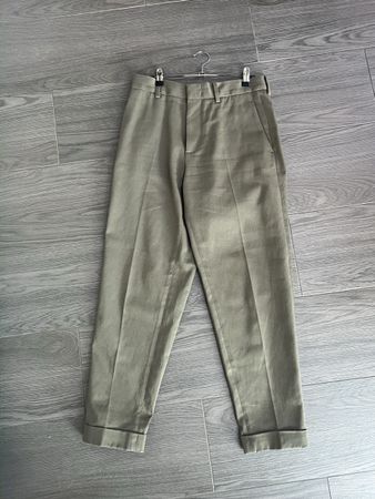 Pantalon COS olive