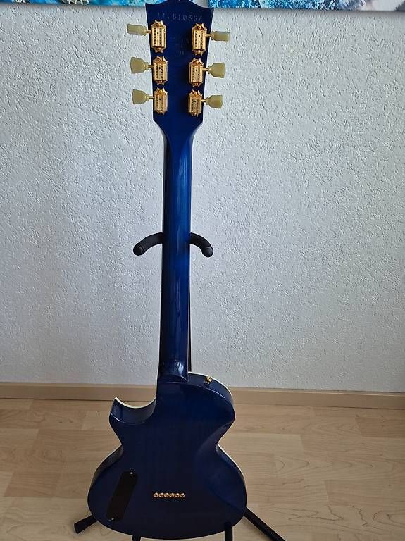 Gibson Musikinstrumente: Gibson Nighthawk Standard USA Chicago Blue 2011 – Gebraucht aus Ostermundigen von Foghat01 3
