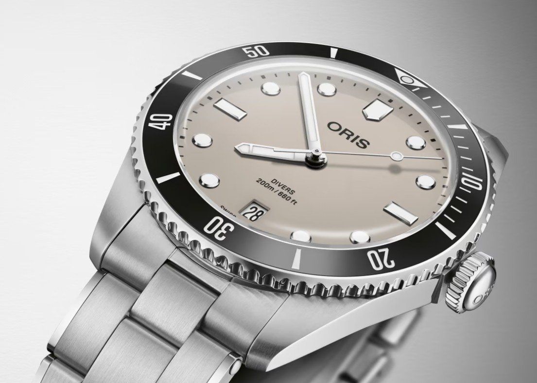 Oris Orologi: Divers Date – Nuovo e nell'imballaggio originale da Kilchberg ZH venduto da Schiveli 2