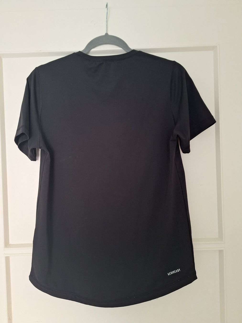 Adidas T-shirt: T-shirt adidas taille XS – Nuovo (secondo la descrizione) da Lausanne venduto da anta-123 2