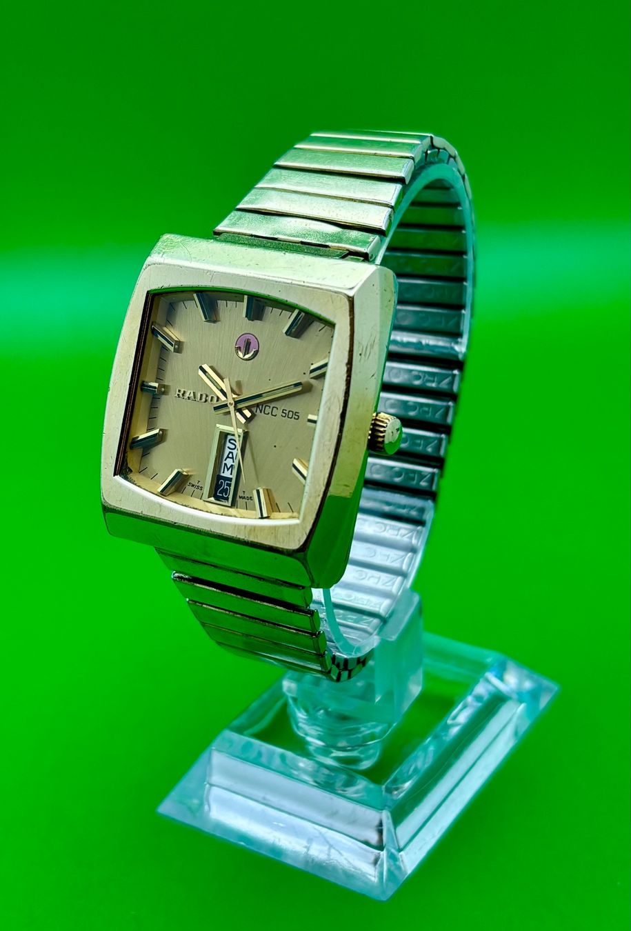 Rado Orologi: VINTAGE RADO  NNC 505 DAY-DATE – Usato da Rorschach venduto da ZeitWerk.10 2