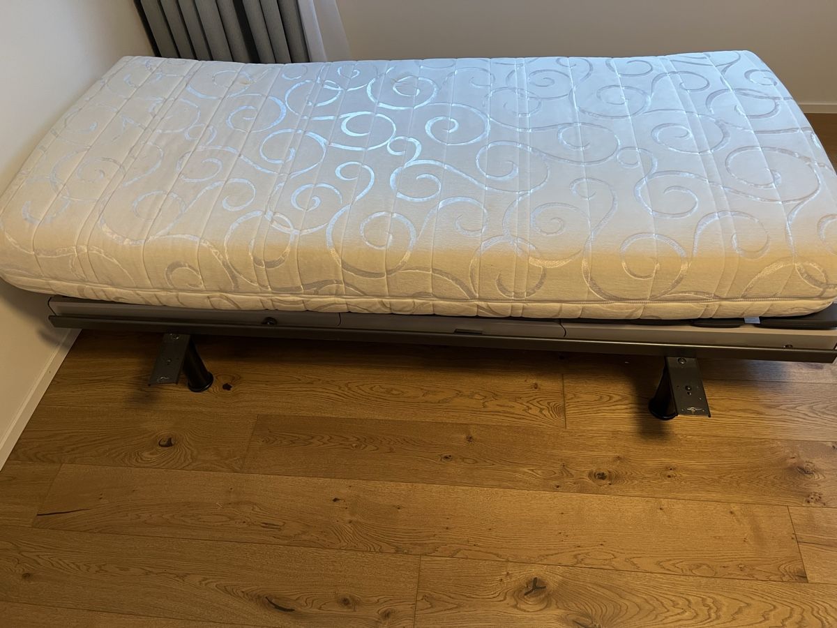 Swissflex Lits: Doppelbett – D'occasion à Wädenswil par ursweiss75 6