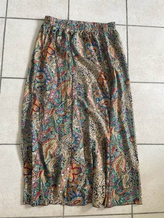 Sommerlicher Maxirock mit Blumenmuster, Gr.L, Neu