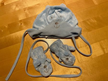 Baby Mütze und Handschuhe  3-6 Monate
