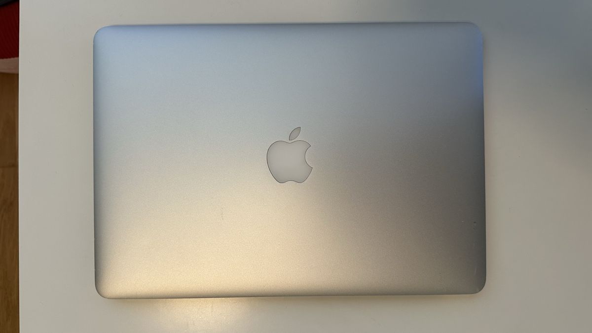 Apple Notebooks: Macbook Air – Gebraucht aus Zürich von Hyper_racing 1
