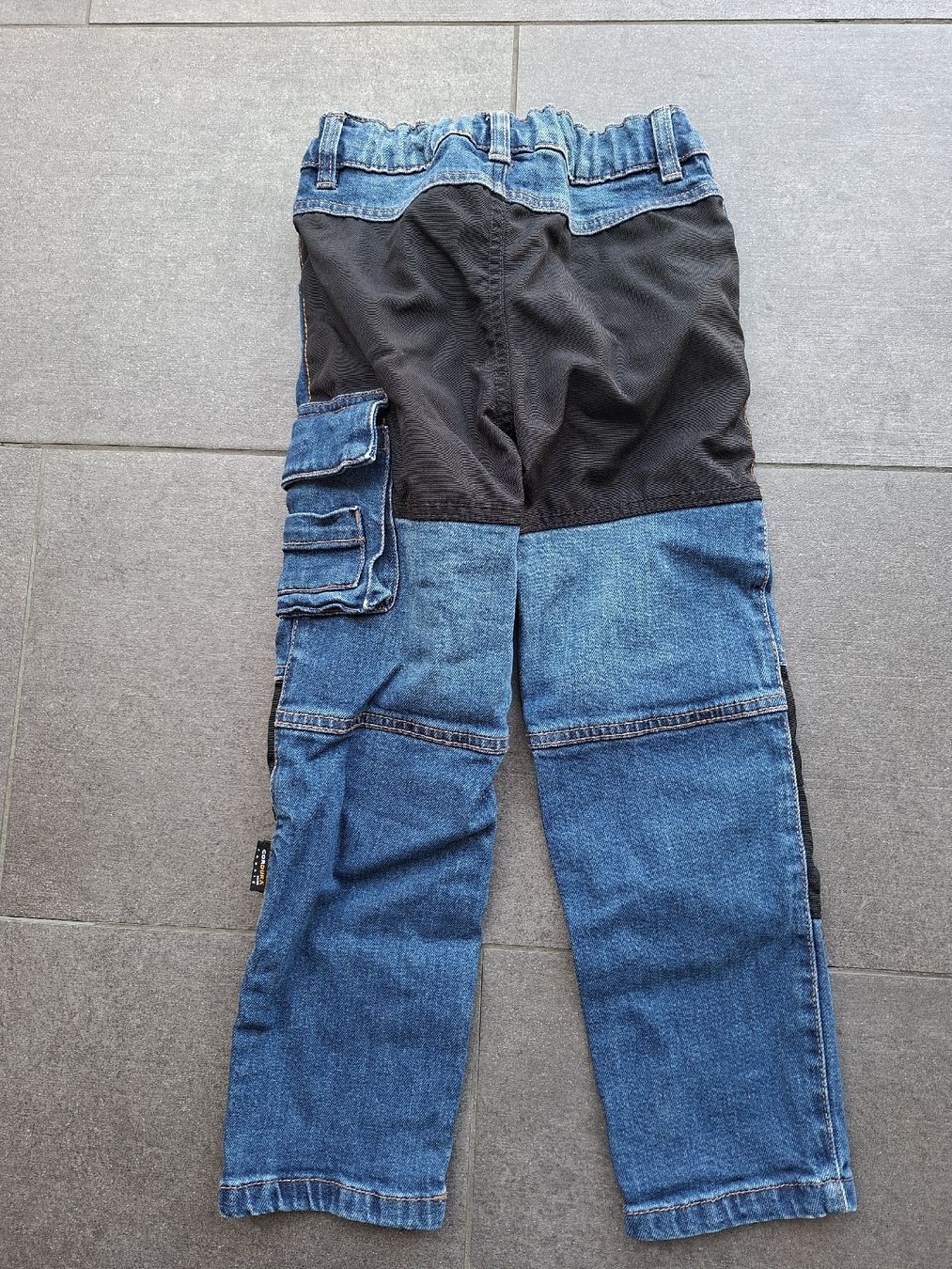 Pantaloni: Arbeitshose, Gr.116 – Usato da Seuzach venduto da Strandkorb_ 3