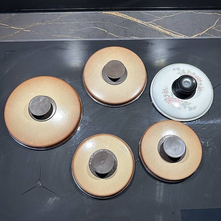 Pentole: Lot 5 couvercles casseroles poêles – Usato da La Chaux-de-fonds venduto da ccjp