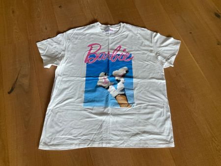 Neu! Cooles Barbie T-Shirt von Bershka, Gr. L