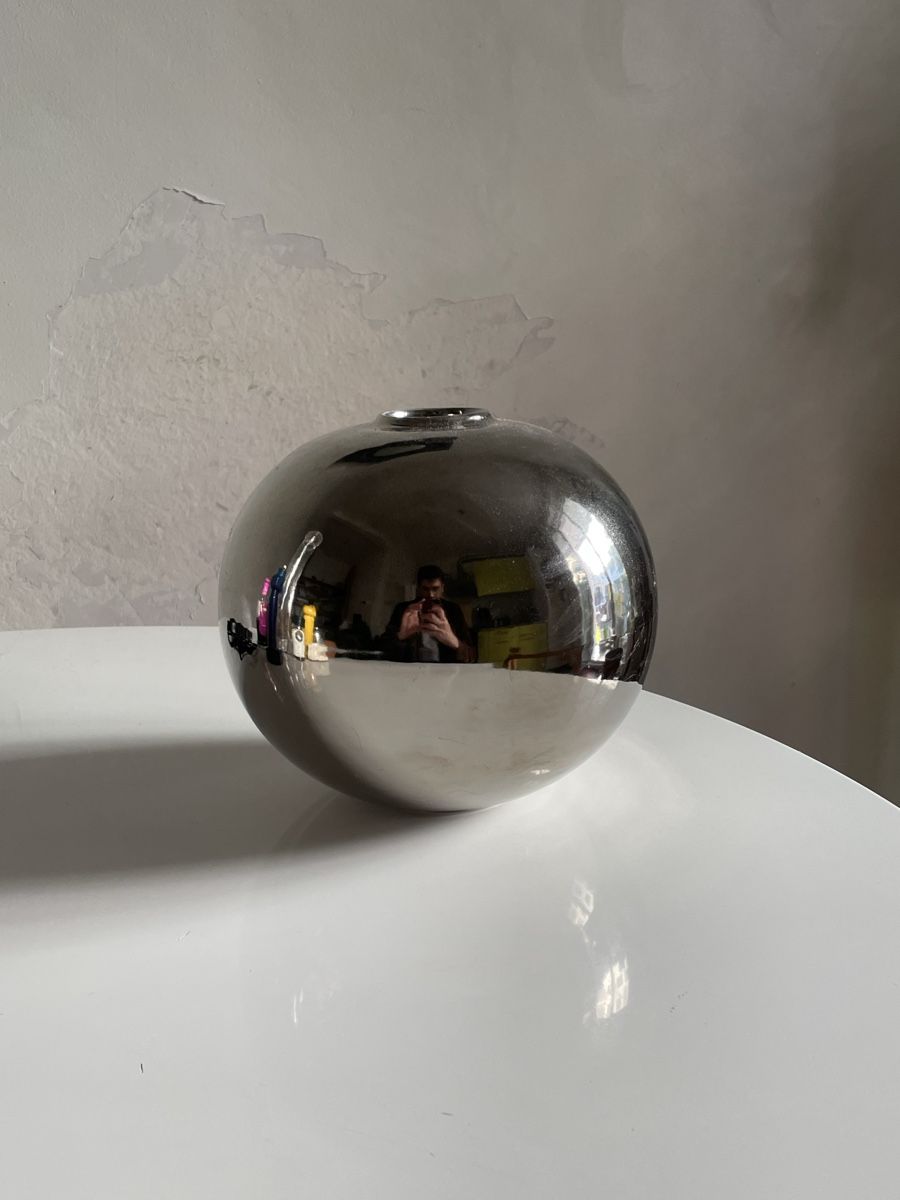 Vasi & Recipienti: Modern round Vase in Silver glaze  – Usato da Basel venduto da Amechan. 1