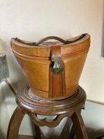 Boite à chapeaux ancienne cuir Hutschachtel Leder