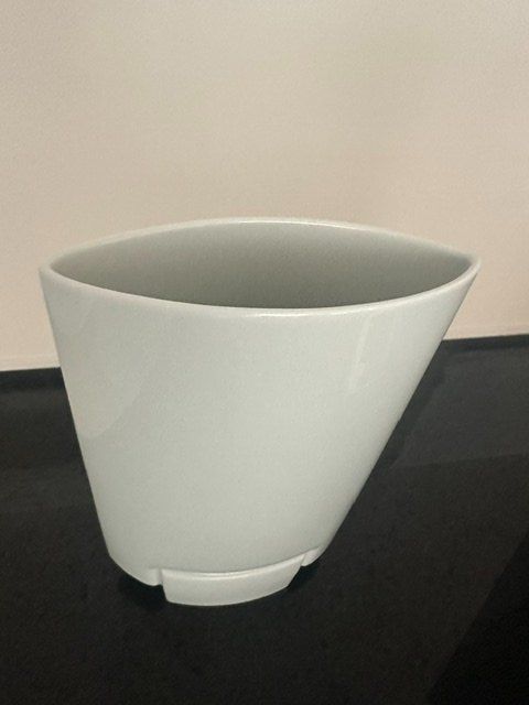Rosenthal Vasi & Recipienti: Blumenvase Rosenthal Germany weiss Design Michael Boehm – Usato da Birrwil venduto da blaedi_birrwil 1