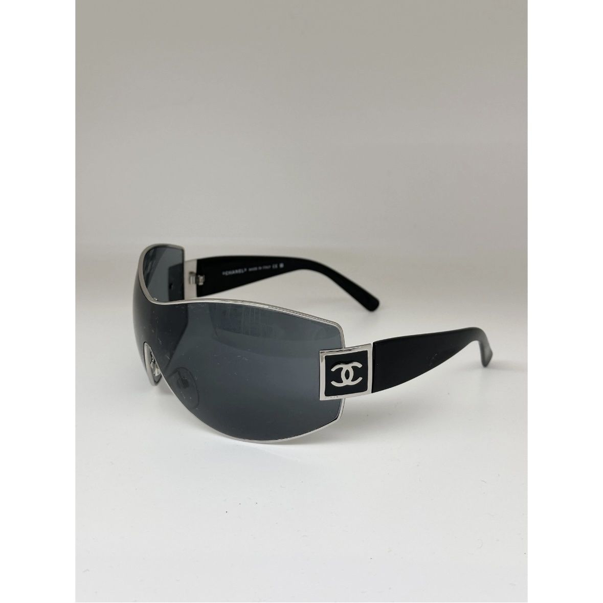 Chanel Occhiali & Lenti: Chanel Vintage Sunglasses – Usato da Spreitenbach venduto da captaincrunch