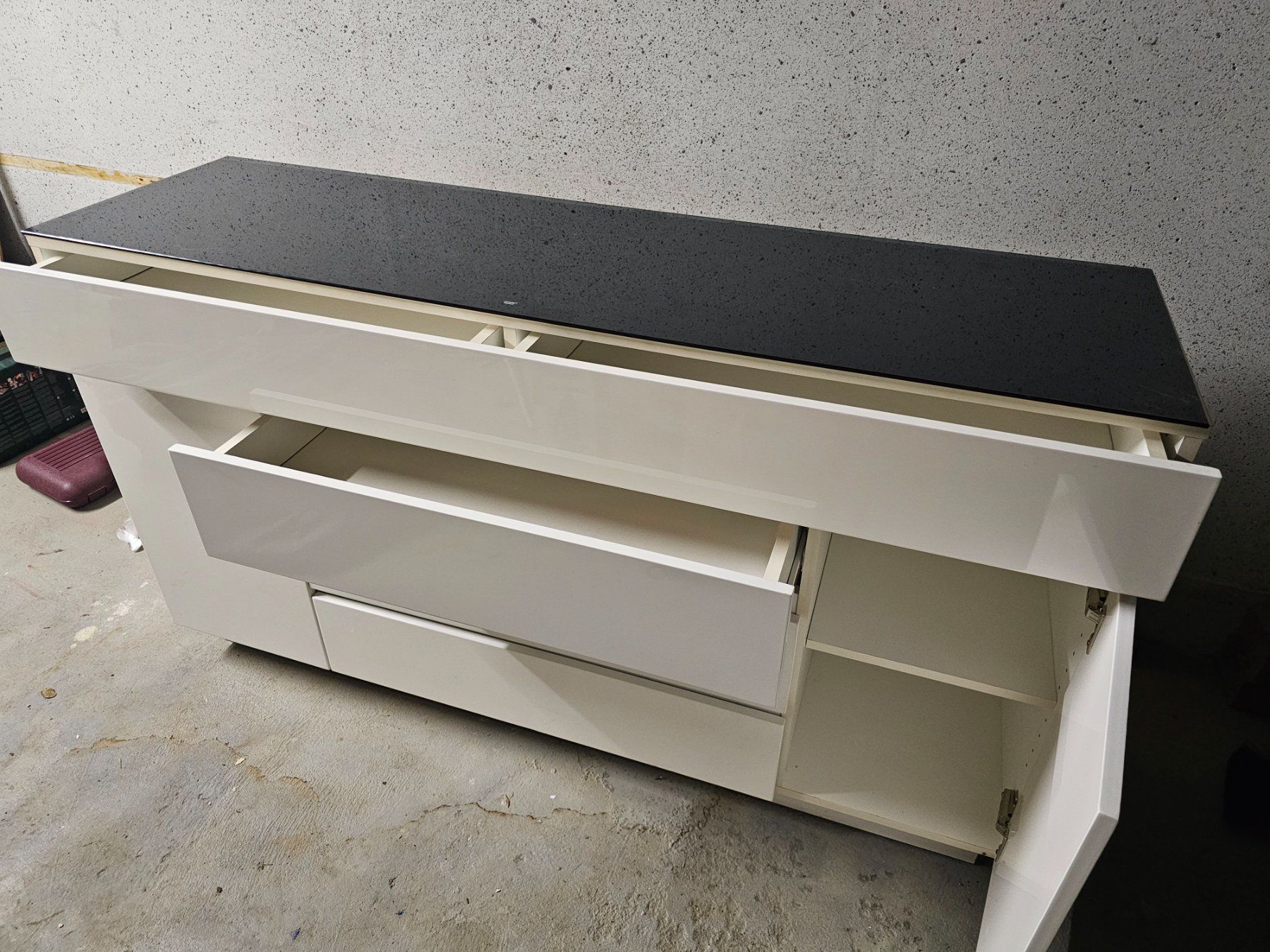 Kommoden: Sideboard weiss Hochglanz mit schwarzer Platte modern – Gebraucht aus Rüdtligen von Franky696 1