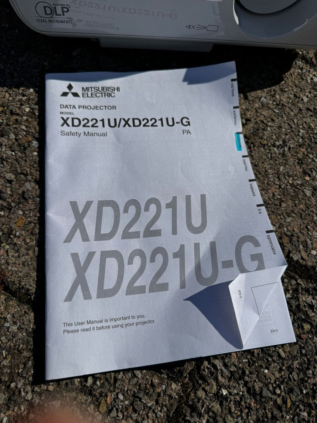 Mitsubishi Proiettori: Beamer Mitsubishi XD 221U – Usato da Egg b. Zürich venduto da Brocki_Insel_Egg 8