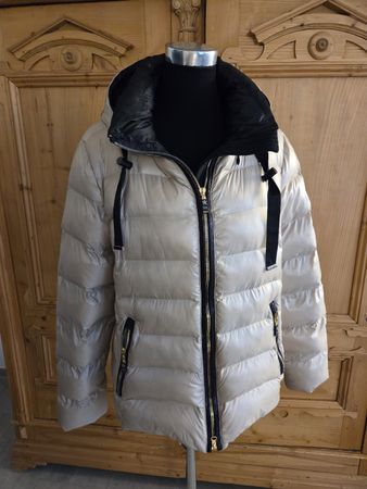schöne Jacke, Stepojaxmcke, Canyon