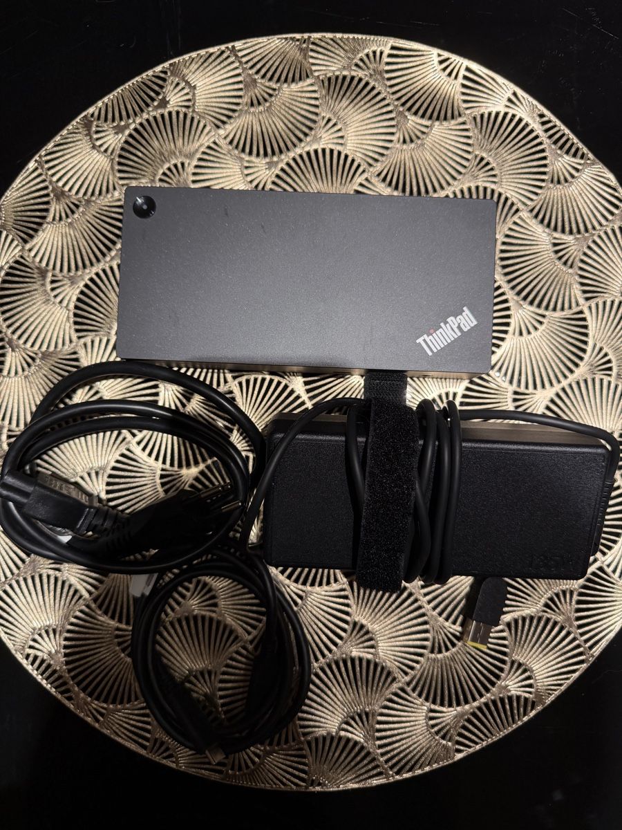 Lenovo Docking station: Lenovo ThinkPad USB-C Dockingstation - Top Zustand! – Nuovo (secondo la descrizione) da Widnau venduto da jenniferjoana 2