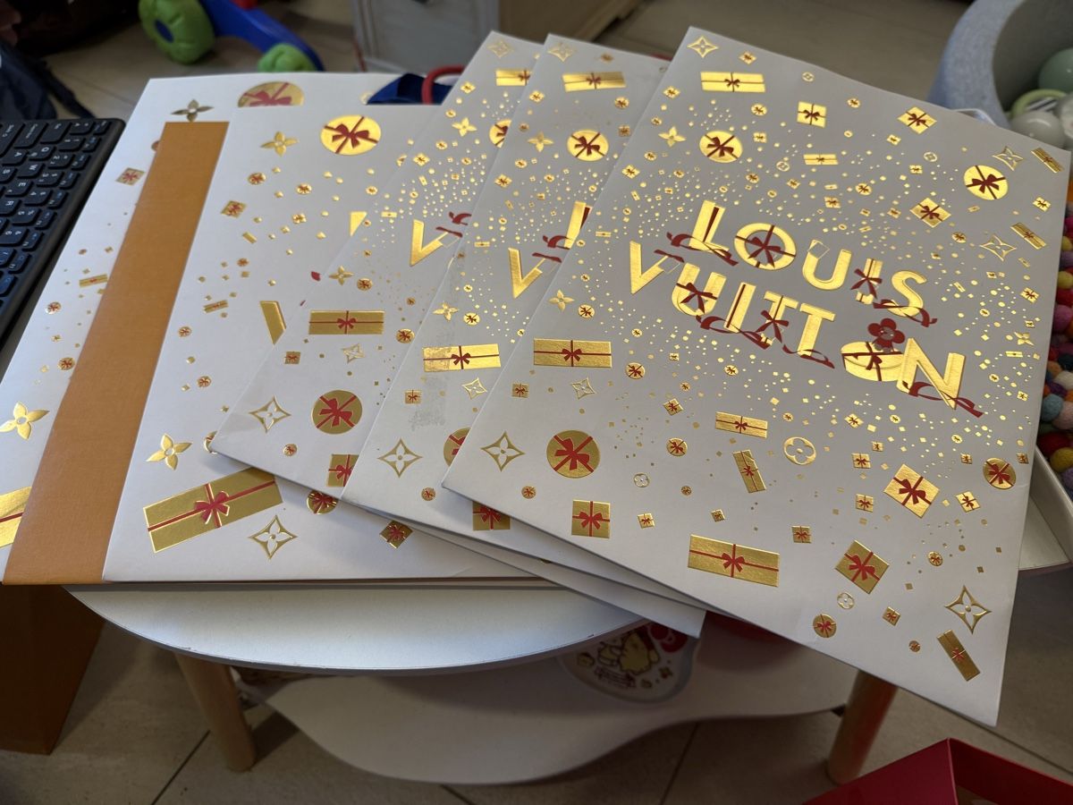 Louis Vuitton Borse: Louis Vuitton x 7 Shopping Bags – Usato da Mendrisio venduto da ketolin 1