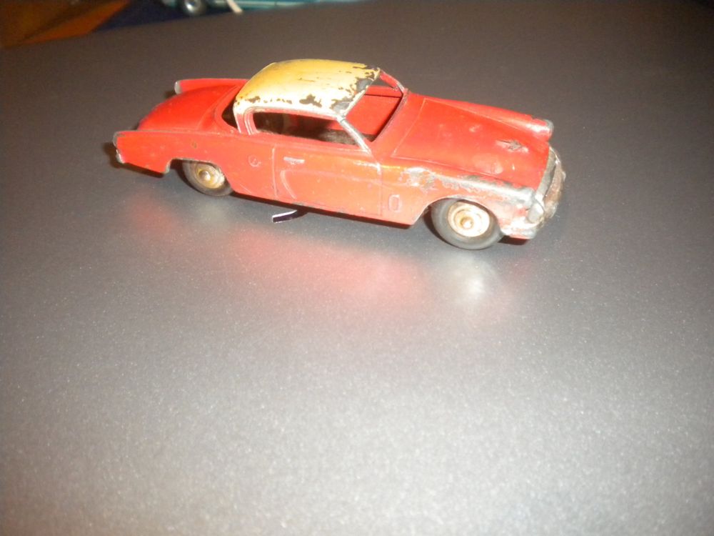 Miniature Dinky Toys Studebaker Commander 1/43 - Boîte Originale - Occasion Collection